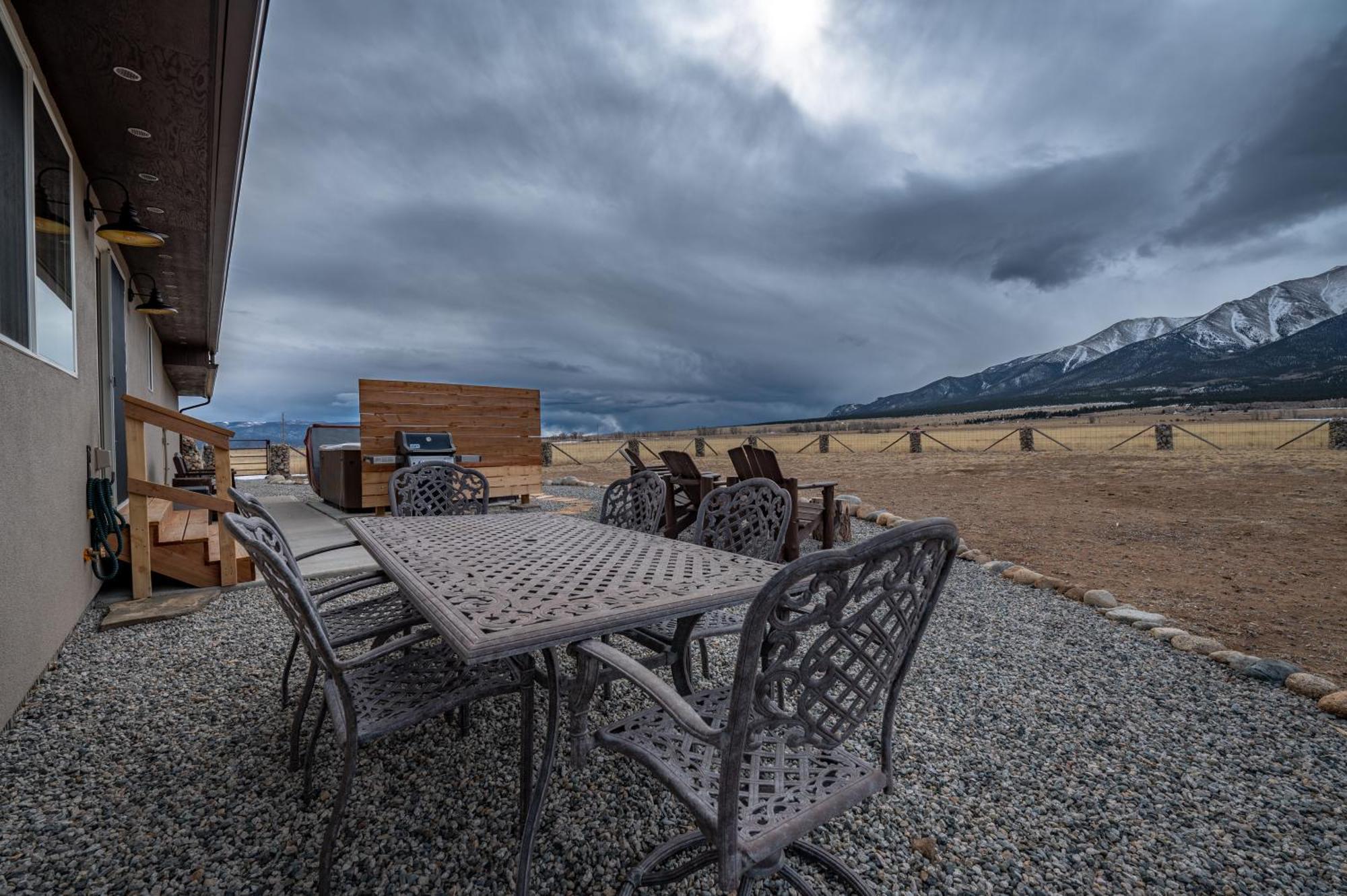 Buena Vista Mountain Retreat - Ultimate Privacy With Spa & Unbeatable Views Экстерьер фото